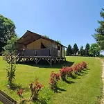 Kemping Le Domaine Du Bois Coquet *